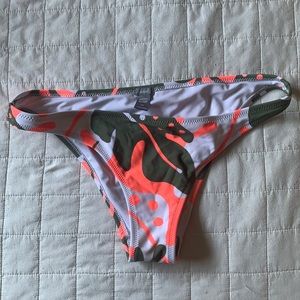 Aerie cheeky bathing suit bottoms - size M
